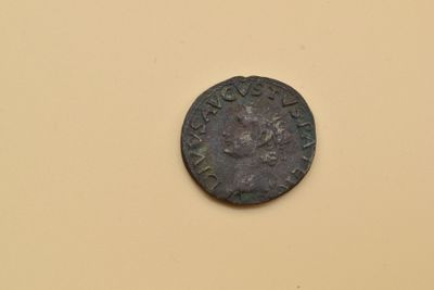 Octave Auguste (27 Av. 14 Ap Jc.) As Cu. Buste à gauche. Rv.…