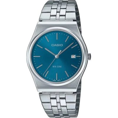 gros plan d'une montre-bracelet avec un cadran bleu