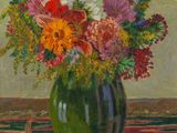 une peinture de fleurs dans un vase vert sur une table