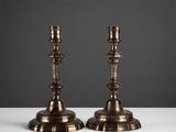 paire de chandeliers anciens en laiton