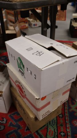 Lot de 3 cartons de littérature.