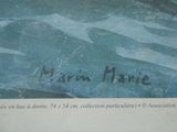 une photo d'une photo représentant une personne sur une planche de surf