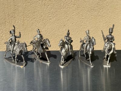 5 soldats de plomb de l'Empire, cavaliers