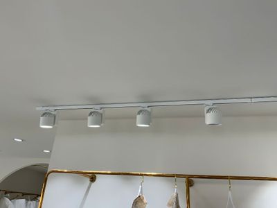 UN Lot Unique Compose Des Lots 14, 21, 22,23,24,25,26,27,28,…