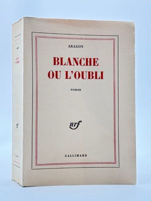 la couverture d'un livre avec une écriture en rouge