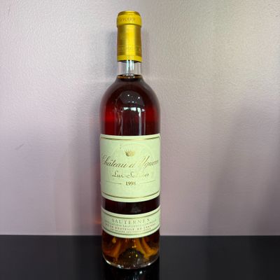 Bouteille de vin blanc Château d'Yquem SAUTERNES 1998, conse…