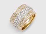une bague sertie d'un diamant et de dix-huit pierres, signée Van Cleef