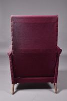 Fauteuil relax garni d'un tissu violet reposant sur quatre p… (photo 3)