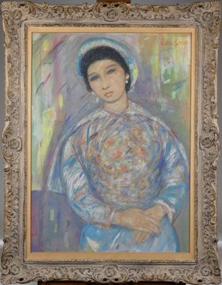 tableau représentant une femme en robe bleue tenant un bébé dans ses bras