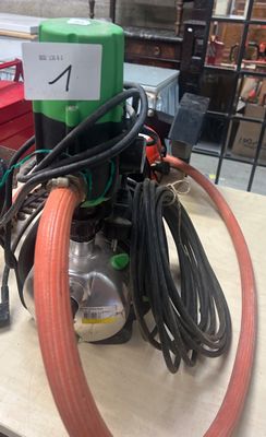 une image représentant une machine posée sur une table