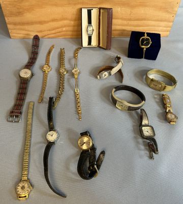 Lot montres de femme mécaniques francaises et suisses année …