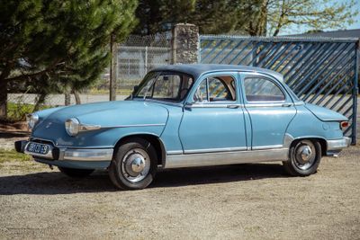 PANHARD L6 - Genre : VP - Carrosserie : CI - Energie : ES - …