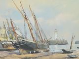 de nombreux bateaux échoués sur la plage