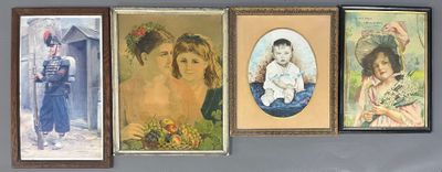 quatre photos encadrées représentant une femme et un enfant
