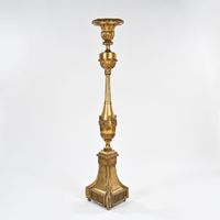Torchère porte-cierge en bois sculpté et doré, vasque en for…