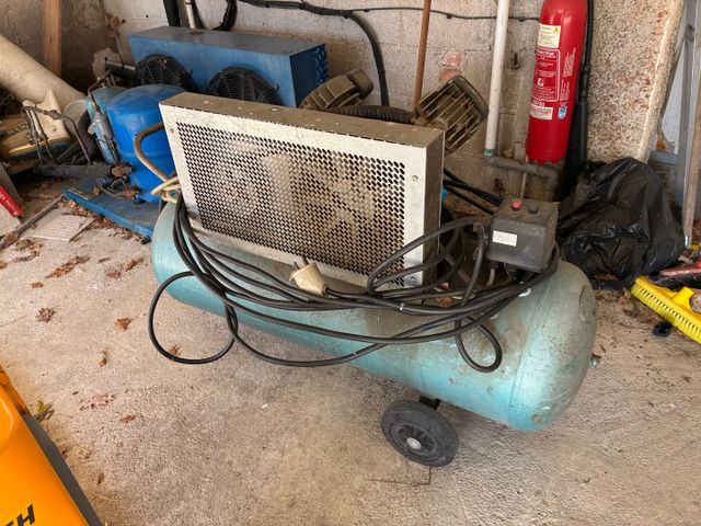 Compresseur LACME Comprestar 27V150T, 150 Litres, 11 Bar. Non tes...