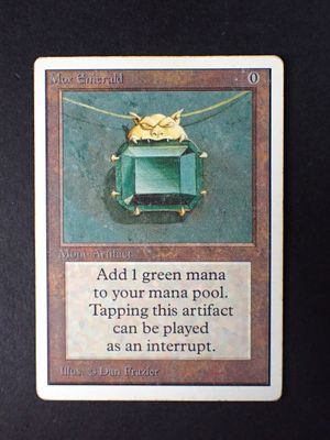 une photo d'une carte sur laquelle figure l'image d'un chat