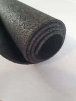 Rouleau de tapis antivibratoire en granulats de caoutchouc -… (photo 4)