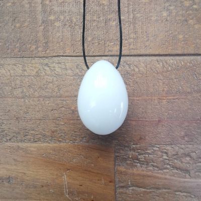 Lot de 40 Oeufs de Yoni en Jade Blanc (Grand, Avec) - vendus…