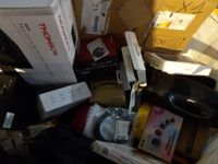 1/2 Palette d'informatique / Bureautique / domotique Lot de …
