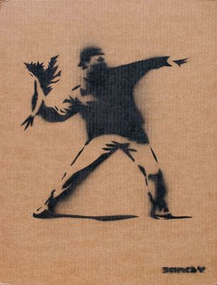 peinture représentant un homme tenant un oiseau dans la main, sur une boîte en carton