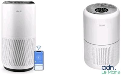 deux vues différentes d'un purificateur d'air blanc à côté d'un appareil Bluetooth