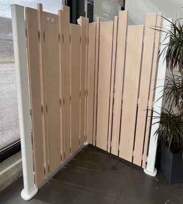 Clôture d'angle. 170 X 85 X 85.