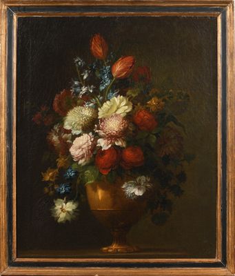 peinture représentant des fleurs dans un vase doré sur fond noir