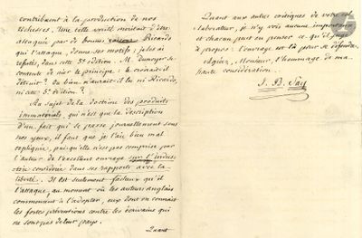 un vieux document sur lequel figurent des inscriptions est ouvert à une page