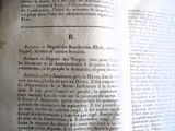 un livre ouvert avec l'image d'un oiseau dessus