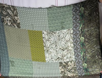 PIERRE-LOUIS MASCIA - Grande étole en soie imprimée, divers …