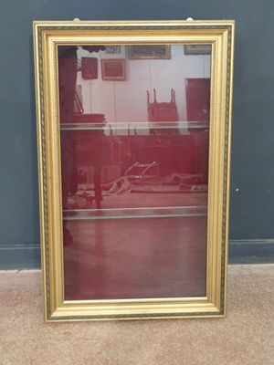 une photo d'une photo d'un reflet dans un cadre