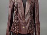 une veste en cuir marron sur un mannequin, un mannequin, un mannequin, un mannequin, un mannequin, un mannequin, un mannequin, un mannequin, un mannequin, un mannequin, un mannequin, un mannequin, un mannequin, un mannequin, un mannequin, un mannequin, un mannequin, un mannequin, un mannequin, un mannequin, un mannequin, un mannequin, un mannequin, un mannequin, un mannequin, un mannequin, un mannequin, un mannequin, un mannequin, un mannequin, un mannequin, un mannequin,