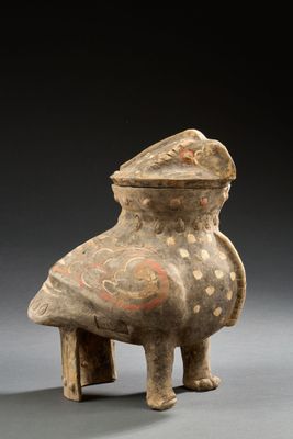 une image représentant un objet en poterie orné d'un oiseau