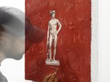 tableau représentant un homme tenant une feuille de papier sur laquelle figure le portrait d'un homme