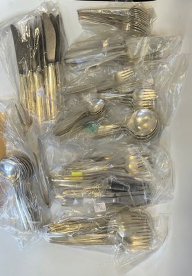 Partie de ménagère en argent 1er titre (800°/°° minimum) du … - Photo 1