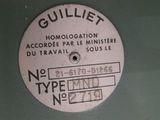 a label on the side of a machine that says guilt