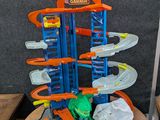 a table with a toy set on it that is on top of a table