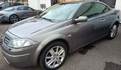 Renault Mégane coupé-cabriolet, 2.