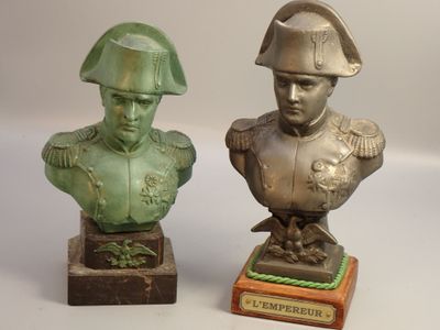 Métal - Empire - 2 Bustes de Napoléon (hauteur totale 180 mm…