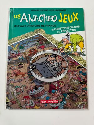 une image représentant un livre sur lequel est posée une loupe