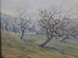 une peinture à l'huile représentant deux arbres dans un champ, avec le ciel en arrière-plan