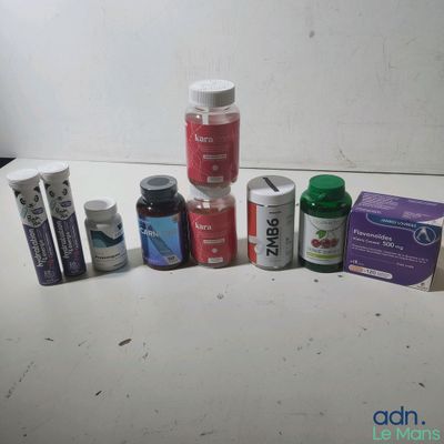 de nombreux types de vitamines sur la table
