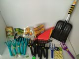 tout un tas d'outils qui traînent sur le plan de travail