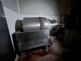 a machine that is sitting in the middle of a room