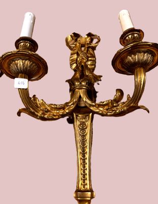Paire d’appliques en bronze Louis XVI H 50cm