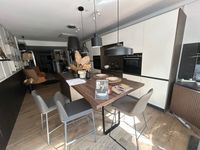 (Lot 91 : Cuisine stockée à La Grande Motte) - Cuisine d'exp… (photo 2)
