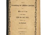 un vieux livre orné d'une bordure noire