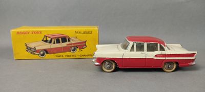 DINKY TOYS. Simca Vedette « Chambord » bi color rouge et crè…