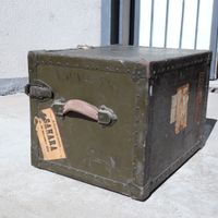 USA. Secrétaire portatif dit "bureau de campagne", produit p… (photo 4)